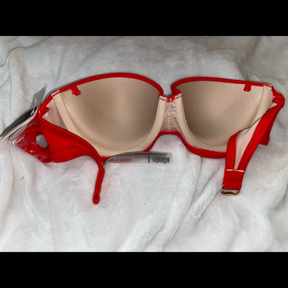 Victoria’s Secret Bikini Top